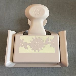 Martha Stewart flower chain paper craft punch.